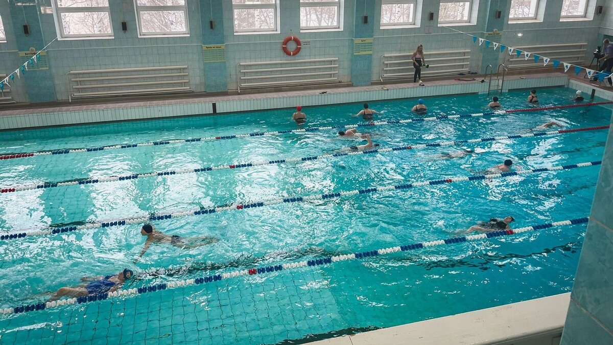    Белгородские спортсмены остались без занятий в бассейне   1MI