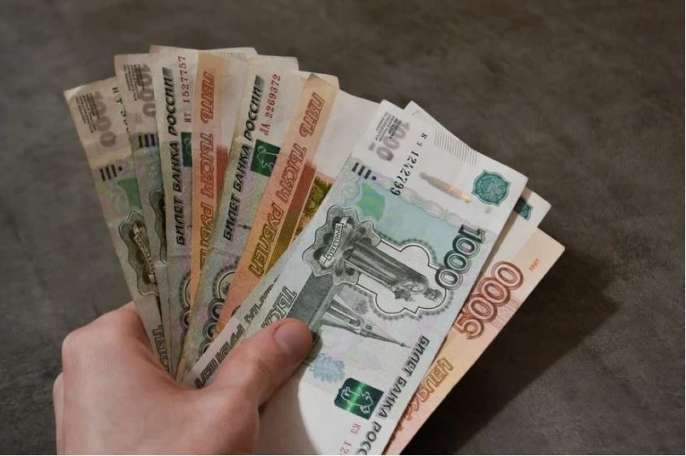    Компания потерпела ущерб в особо крупном размере. Даниил ОПАРИН