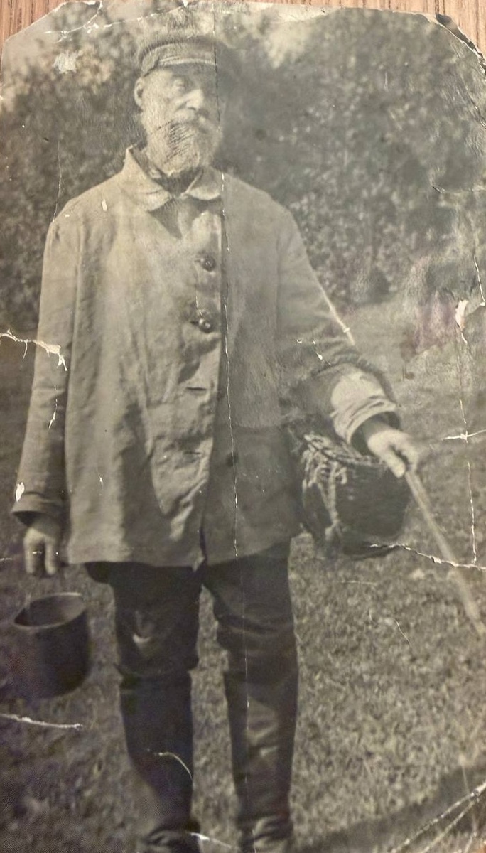 Алексей Михайлович, фотография из семейного архива