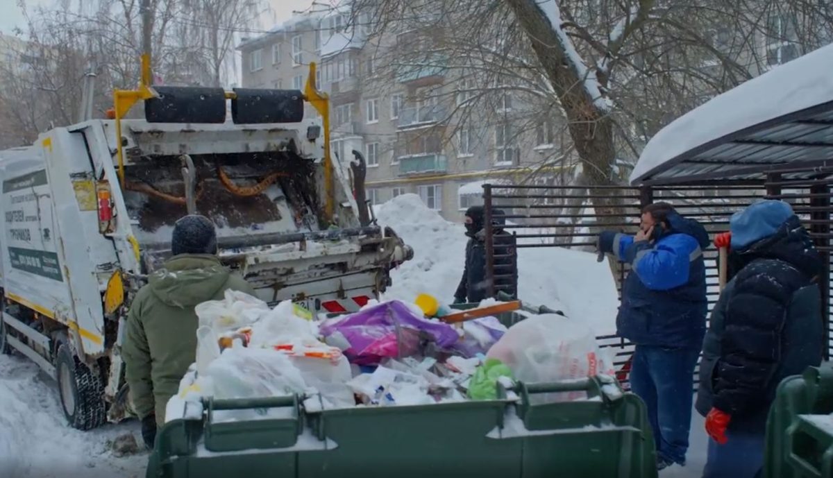    Более 170 мусоровозов ежедневно задействовано в вывозе ТБО в Нижнем Новгороде и Дзержинске