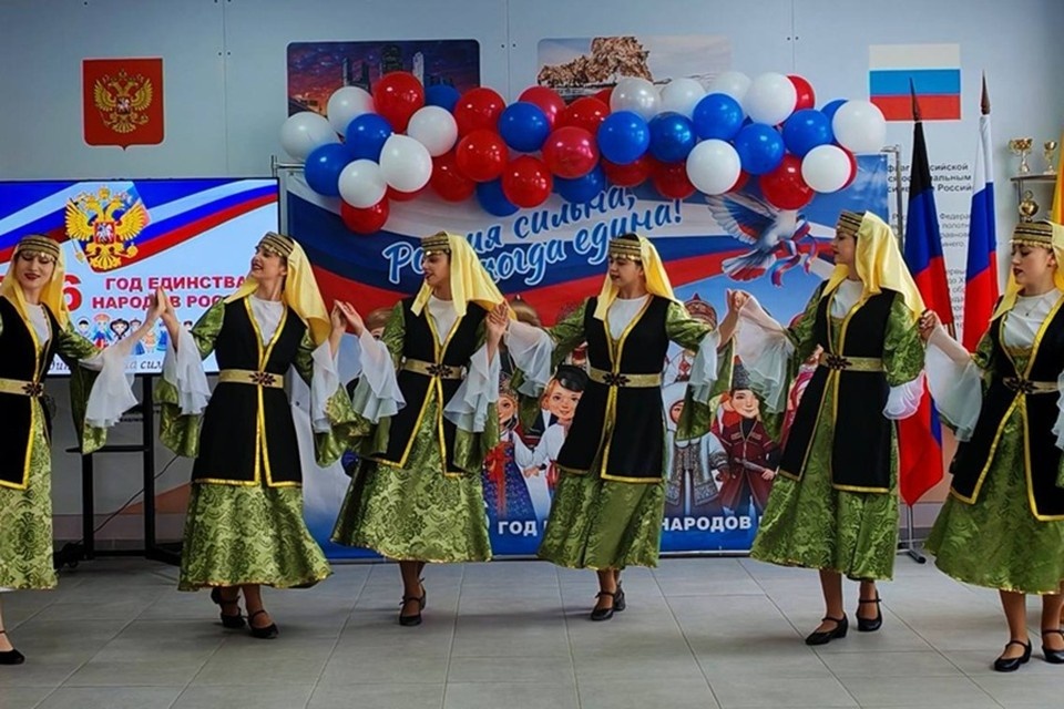    В школах и детсадах ДНР проходят мероприятия в рамках Года единства народов. Фото: ТГ/Толстыкина