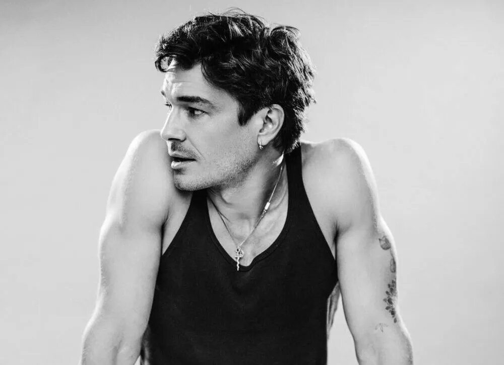    "Я такой, какой есть": Максим Матвеев ответил на критику и объяснил свою страсть к аксессуарам