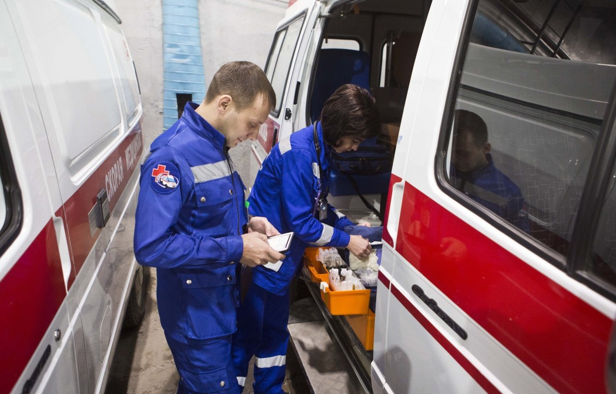    В Югре продлили действие программ «Земский доктор» и «Земский фельдшер»