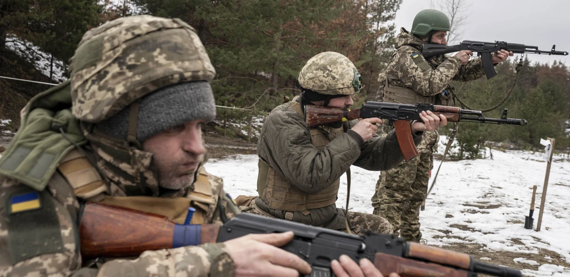 Украинские солдаты во время тренировки © Даниэль Пилар