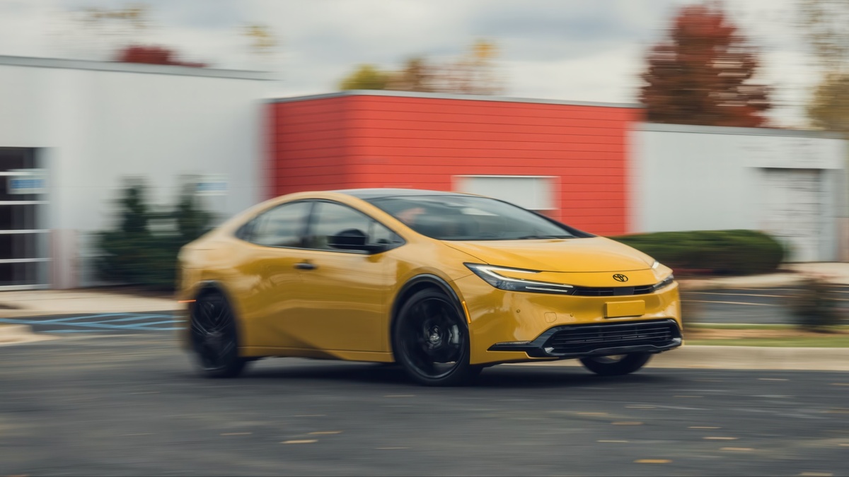 © Toyota | Michael Simari | Car and Driver