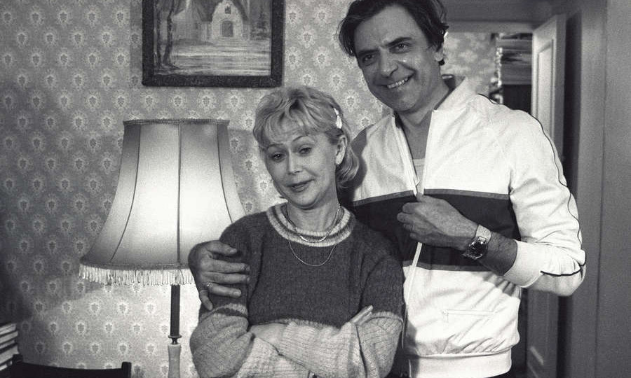 «Дом, основанный на любви»: Обзор жилища Александра Лазарева, который он построил для жены, единственной его любви