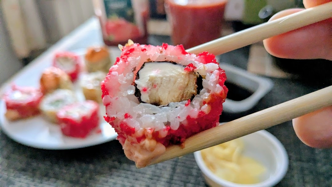 Роллы от Суши-сет. Фото автора