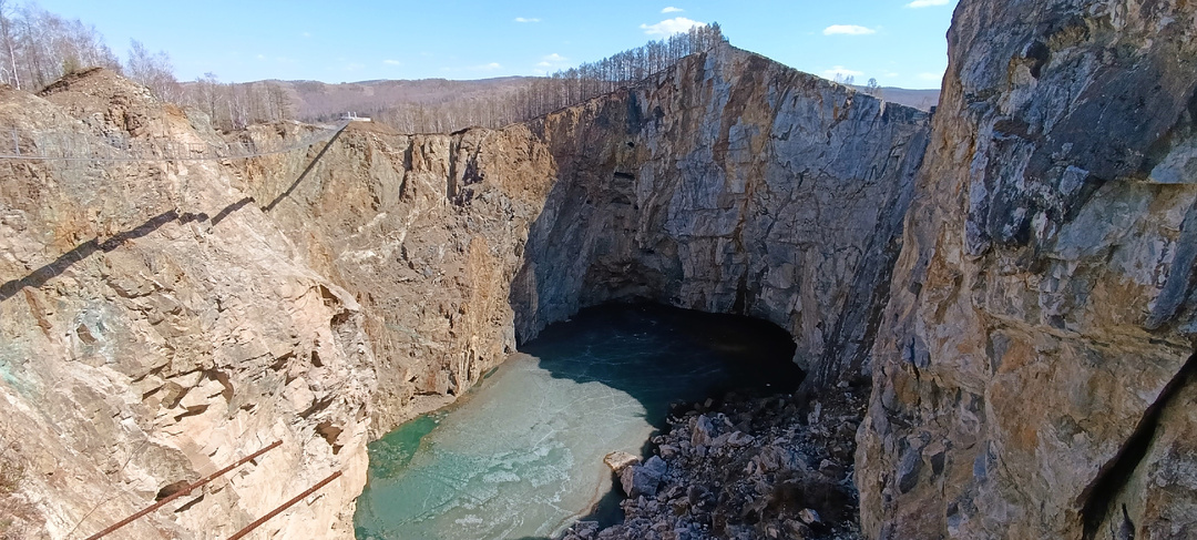 Туимский провал в Хакасии - бездна впечатлений
