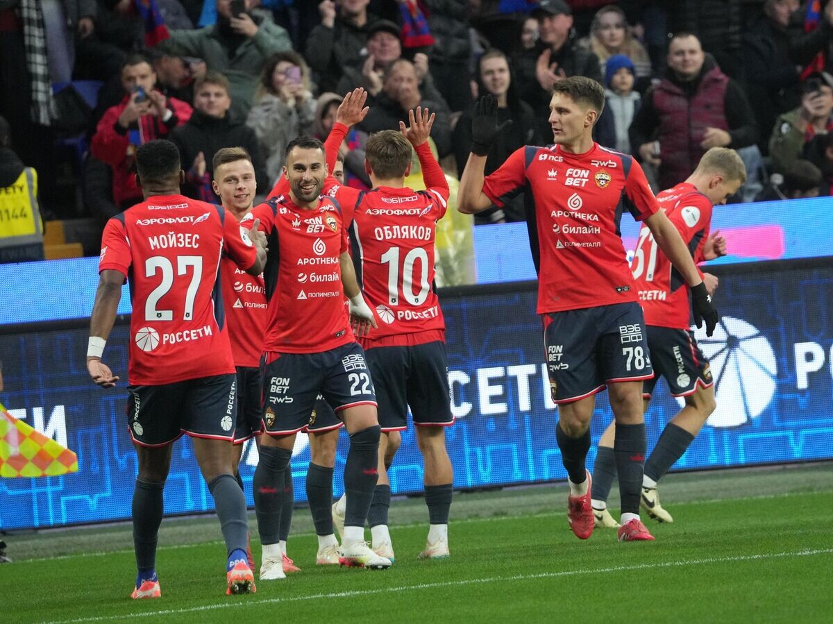    Футболисты ПФК ЦСКА | © РИА Новости / Александр Вильф