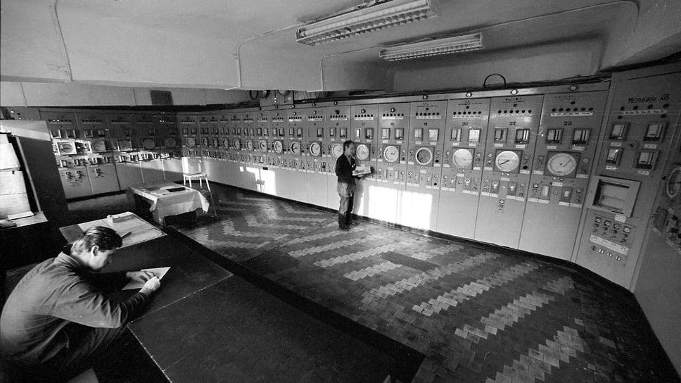 1996 год. Операторная отделения полимеризации, корпус 1304.📷Фото: Архив АО "Башкирская содовая компания"