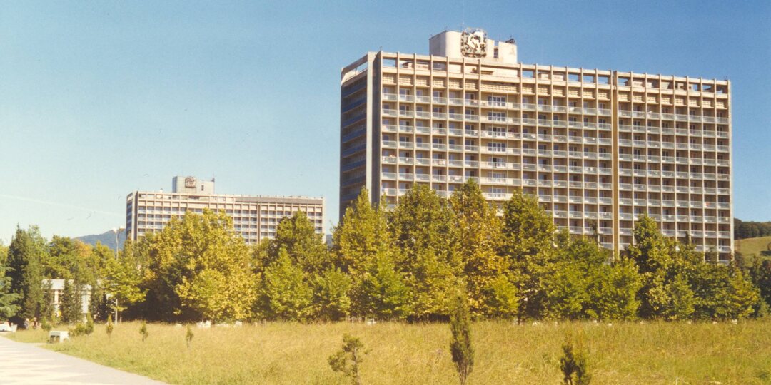 ПРОСВЕЩЕНИЯ: КАК АДЛЕР ВЫРОС ВДОЛЬ МОРЯ