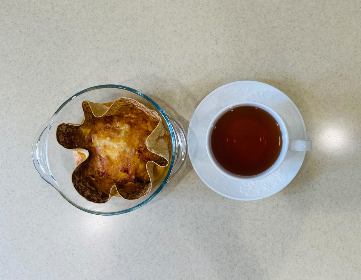 Мой завтрак, пить чай из такой чашки одно удовольствие 