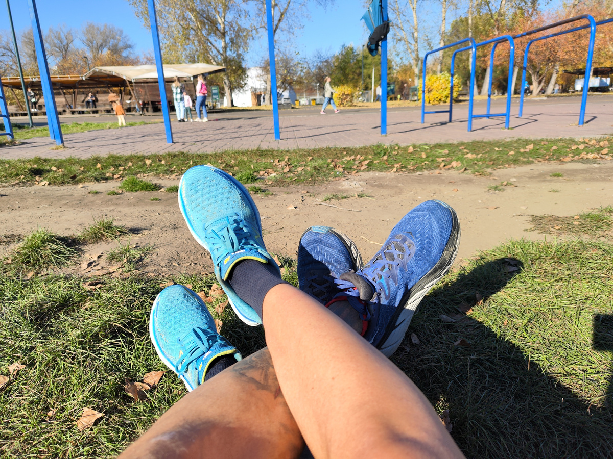 Наши беговые кроссовки - мастхэв и в путешествии 😉 