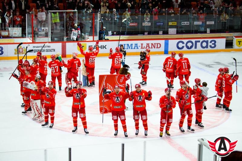    Фото пресс-службы ХК «Автомобилист» / Игроки клуба