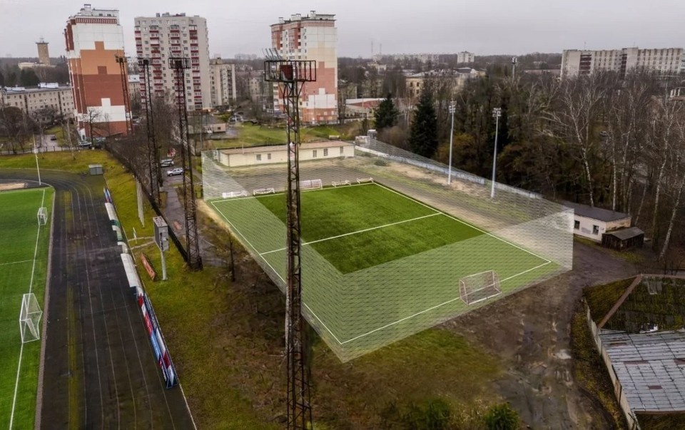    В Обнинске футбольное поле на стадионе «Труд» достроят к сентябрю.