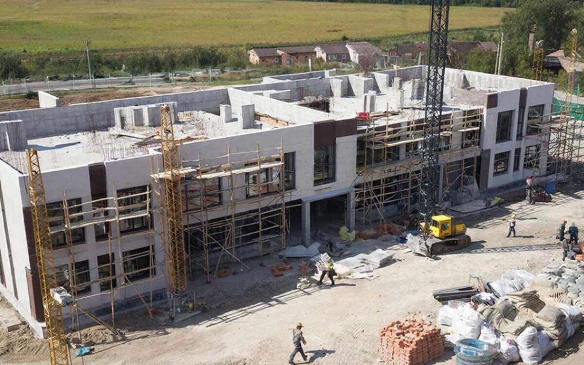    «Дорого, опасно и бессмысленно»: как строители расходятся с правительством в оценке госстроек в Воронеже Фото – GigaChat