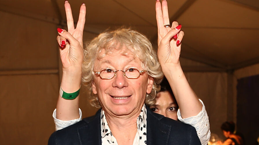 Продал квартиру дочери и замолчал: семейная пауза Укупникам