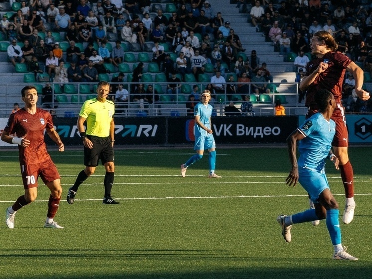     Фото — Арсений Ермаков \ пресс-служба ФК "Челябинск"