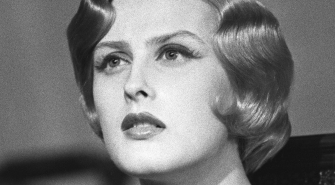     Наталья Ивановна Климова в роли Зои Монроз на съемках фильма Александра Ильича Гинцбурга «Гиперболоид инженера Гарина» по одноименному роману Алексея Николаевича Толстого на Киностудии имени М. Горького. Виктор Будан/ТАСС