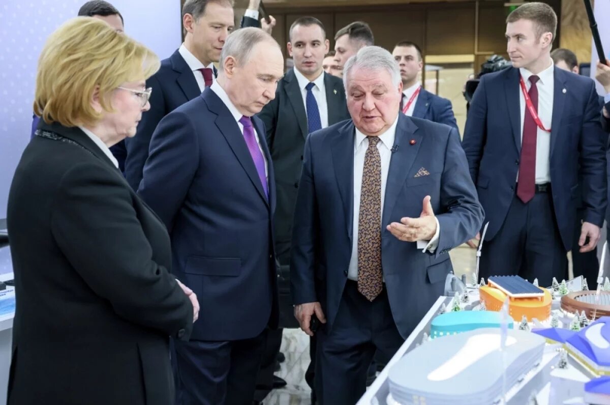    Глава государства напомнил, что в России реализуется национальный проект по биоэкономике.