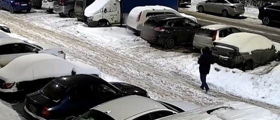    Опубликованы кадры момента минирования в Петербурге автомобиля офицера МО РФ