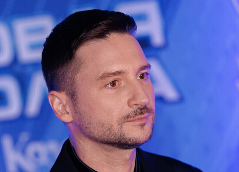     Сергей Лазарев