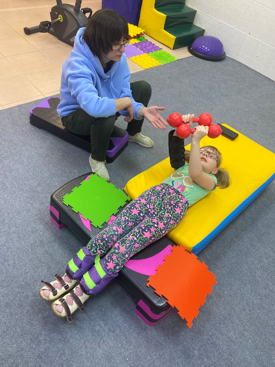 Фонд «Копилка Особят» создает среду, где ребята с ОВЗ могут заниматься спортом и творчеством.