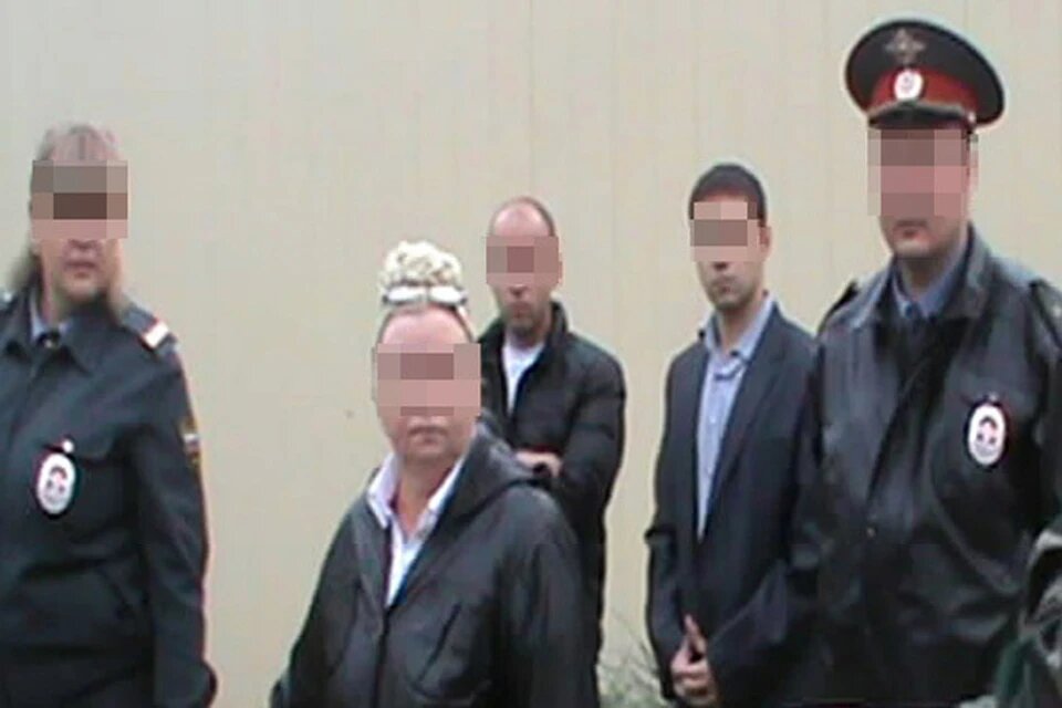 Людмила Павловна на следственном эксперименте. Фото: СК