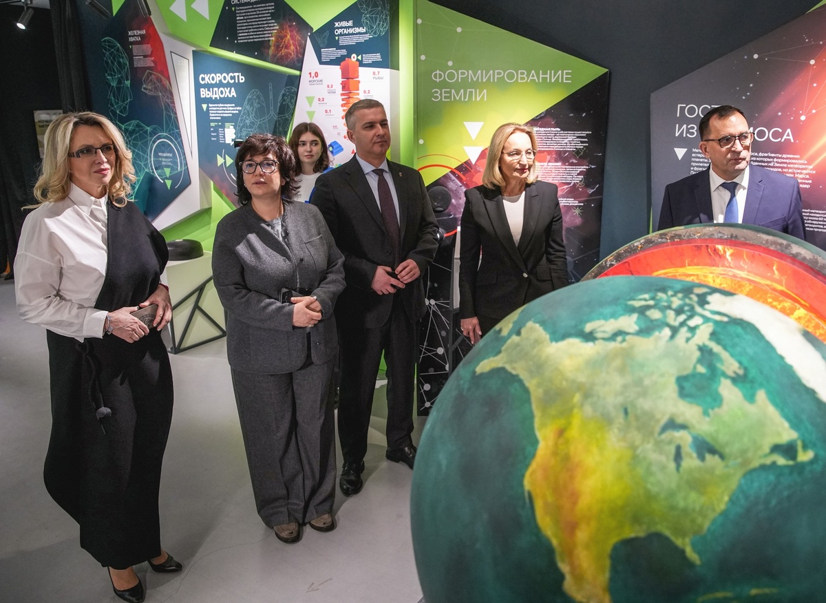 Обновлённый зал «Космос. Железо. Жизнь» торжественно открыли в образовательно-выставочном комплексе «Железно!»