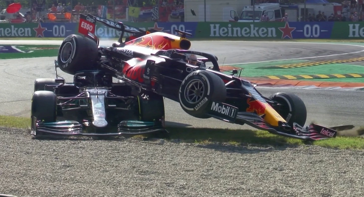 yankodesign.com авария Хэмилтона и Ферстаппена