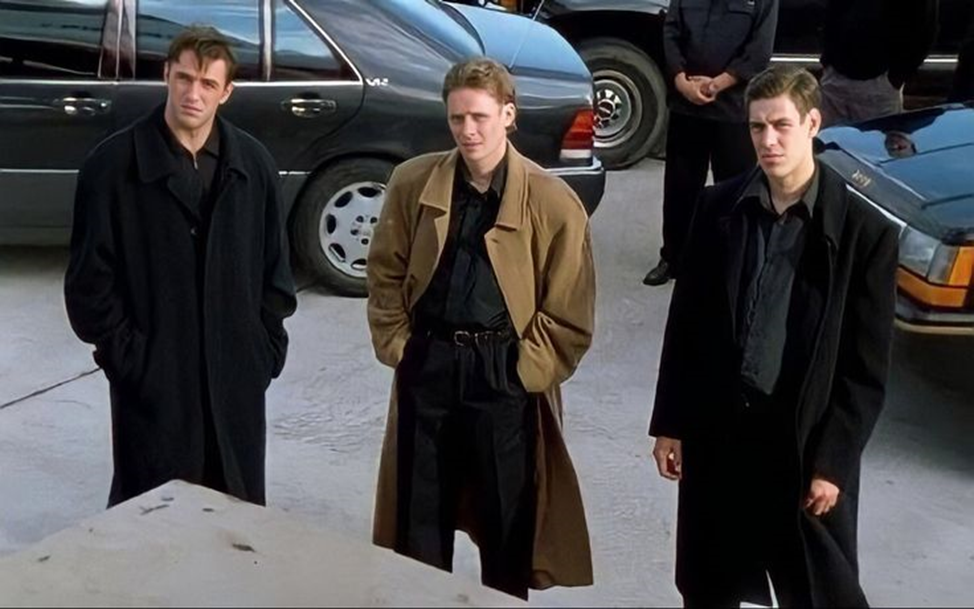 кадр из сериала БРИГАДА