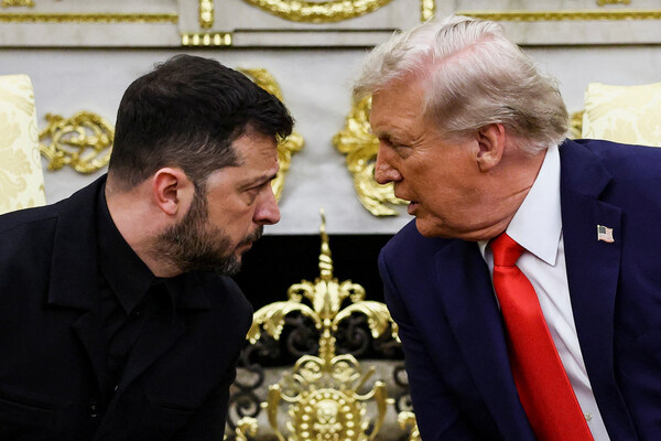 Президент Украины Владимир Зеленский и президент США Дональд Трамп во время встречи в Белом доме, 18 августа 2025 года / Kevin Lamarque/Reuters   📷