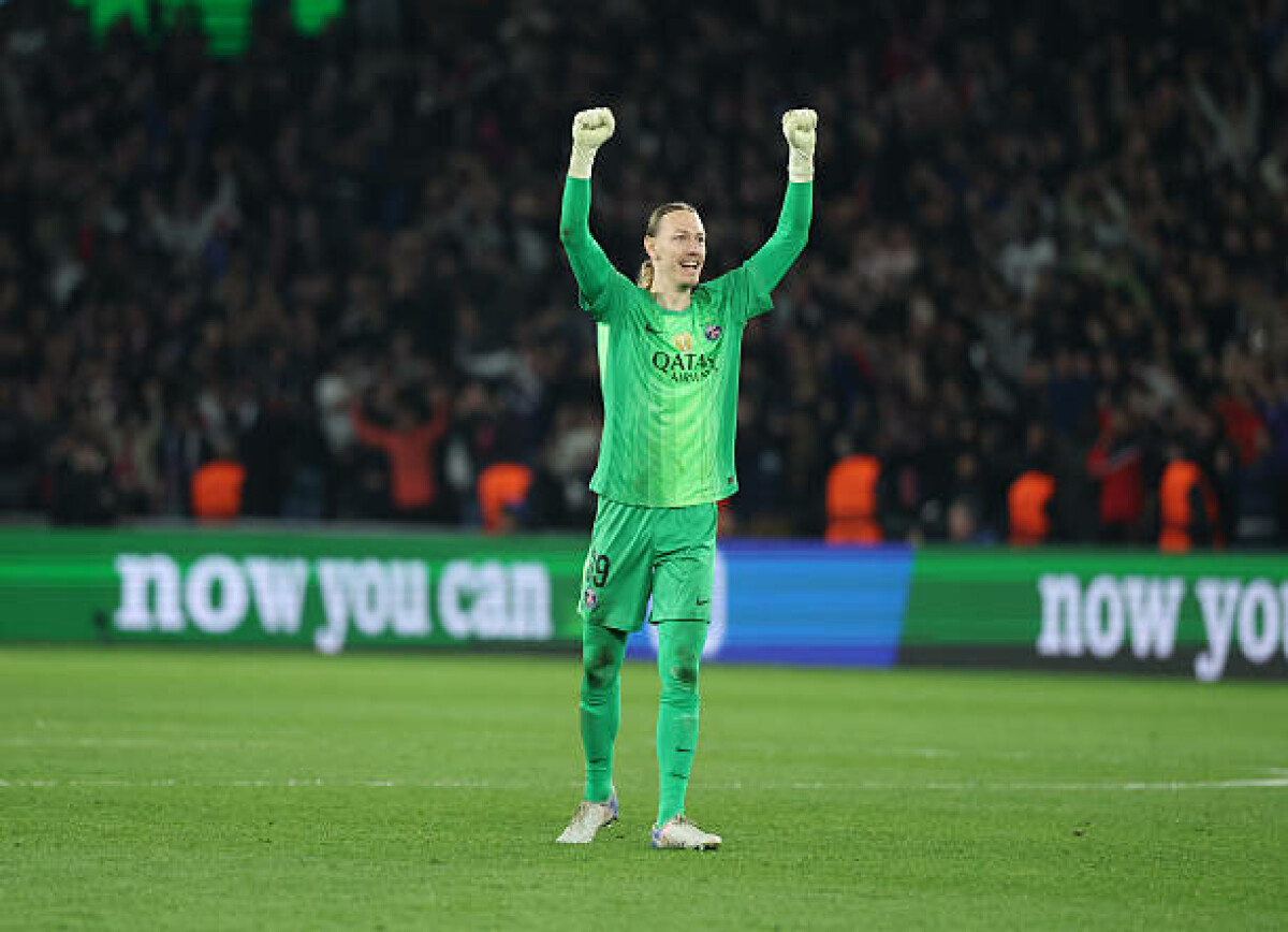     Журналист из Франции высказался о Сафонове после игры с «Монако»