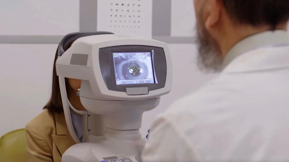 ФОТО: Кадр программы "Как устроен мир", РЕН ТВ