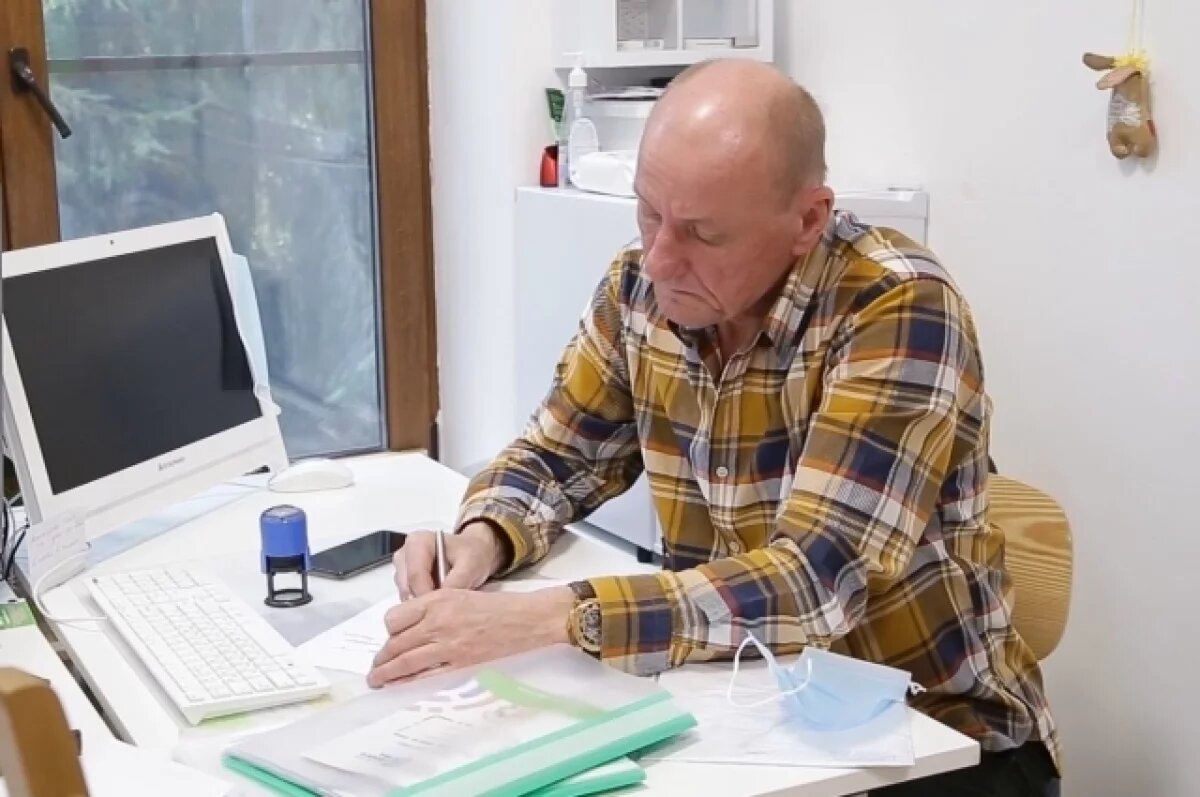    Хирурга Коробейникова, парализованного в Таиланде, доставят спецбортом в РФ