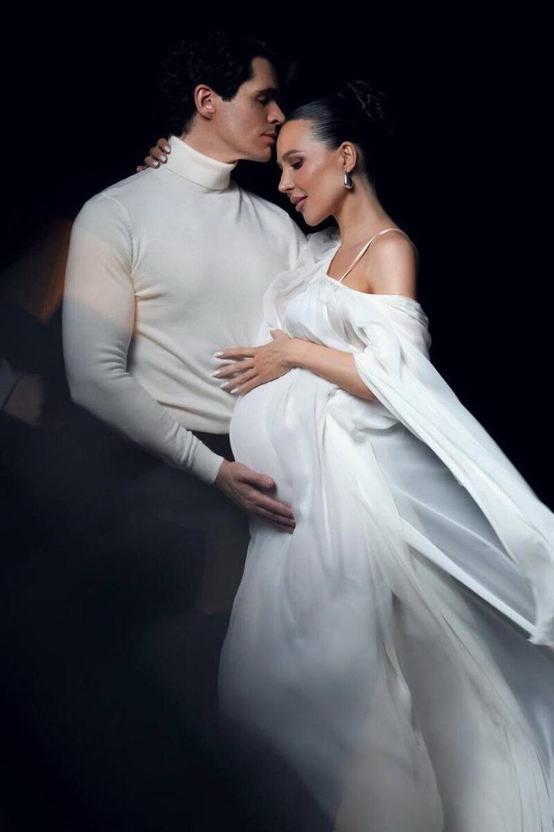    Валерия Чекалина и Луис Сквиччиарини Соцсети