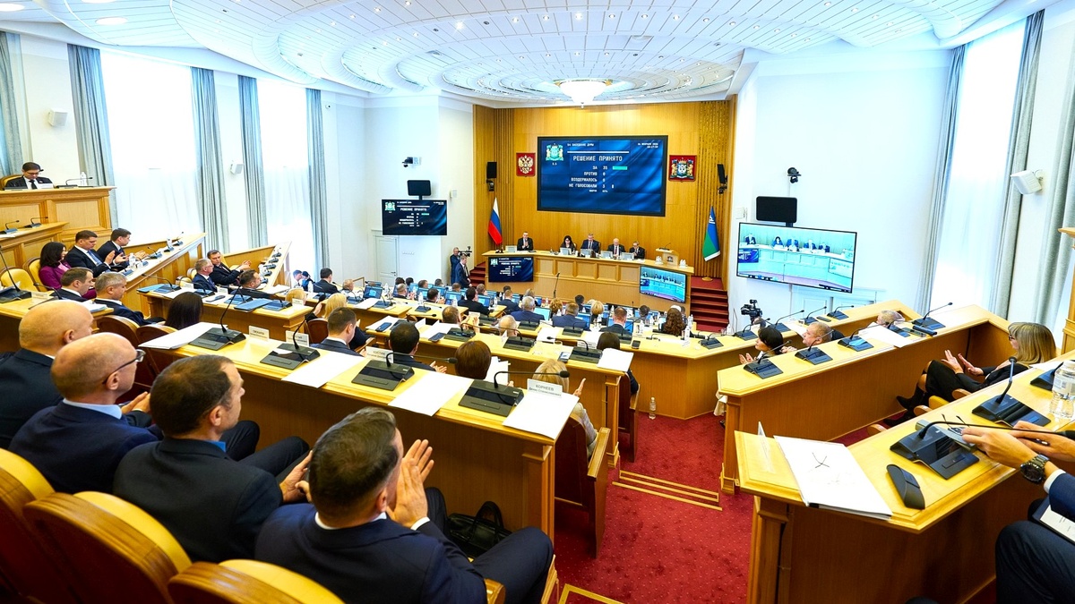    Парламентарии Югры вышли с каникул