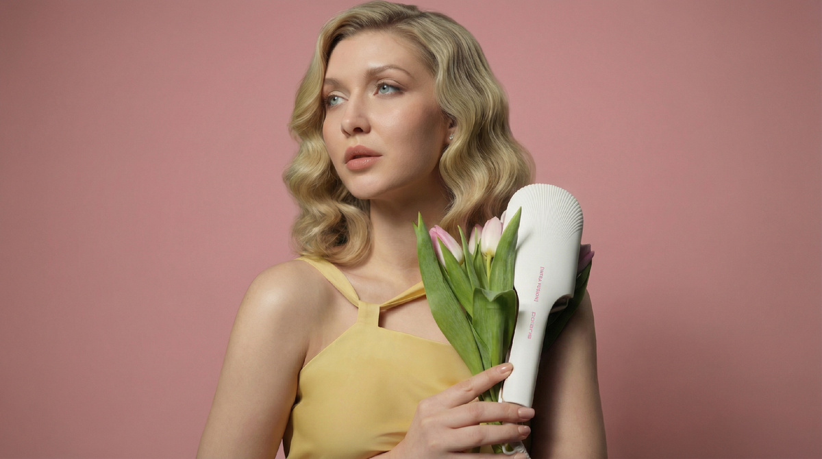 Стайлер Polaris PHS 9532Ti — отличный подарок на 8 марта.