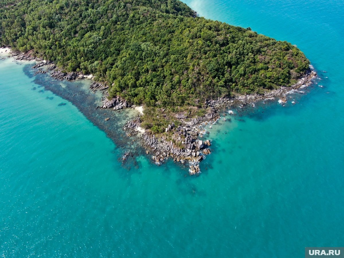     У российских туристов были зафиксированы симптомы отравления после отдыха на пляже