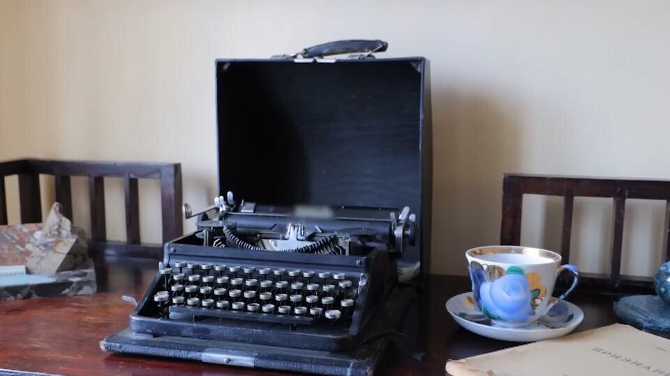 ФОТО: Кадр программы "Купи-продай", РЕН ТВ