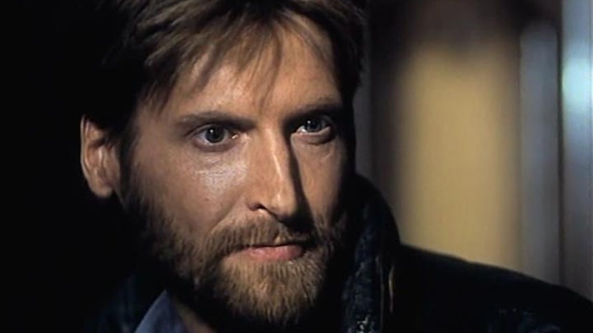 Кадр из фильма «Любить по-русски», режиссер Евгений Матвеев, 1995г