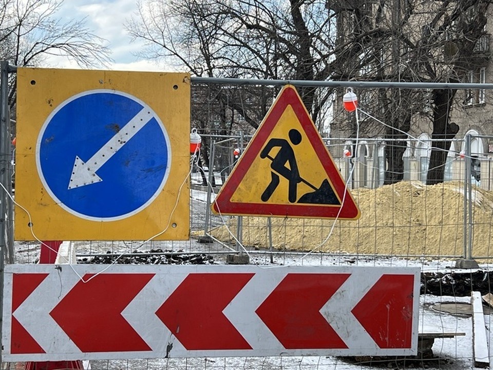    Жители ЛНР могут воспользоваться горячими линиями коммунальных служб в регионе для оперативного решения проблем в сфере ЖКХ Валерия РАЗИНА