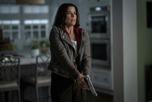 Листайте кадры.