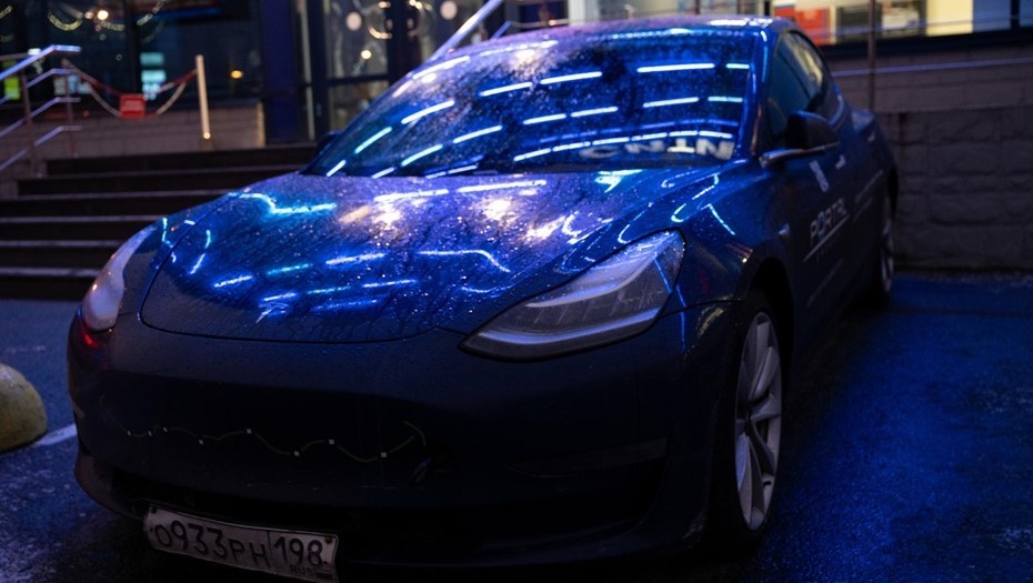    На дорогах Петербурга стало больше электромобилей Автор фото: Тихонов Михаил/"ДП"