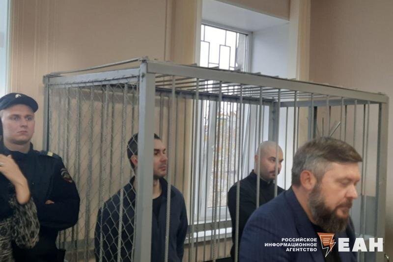    Макаровы в суде