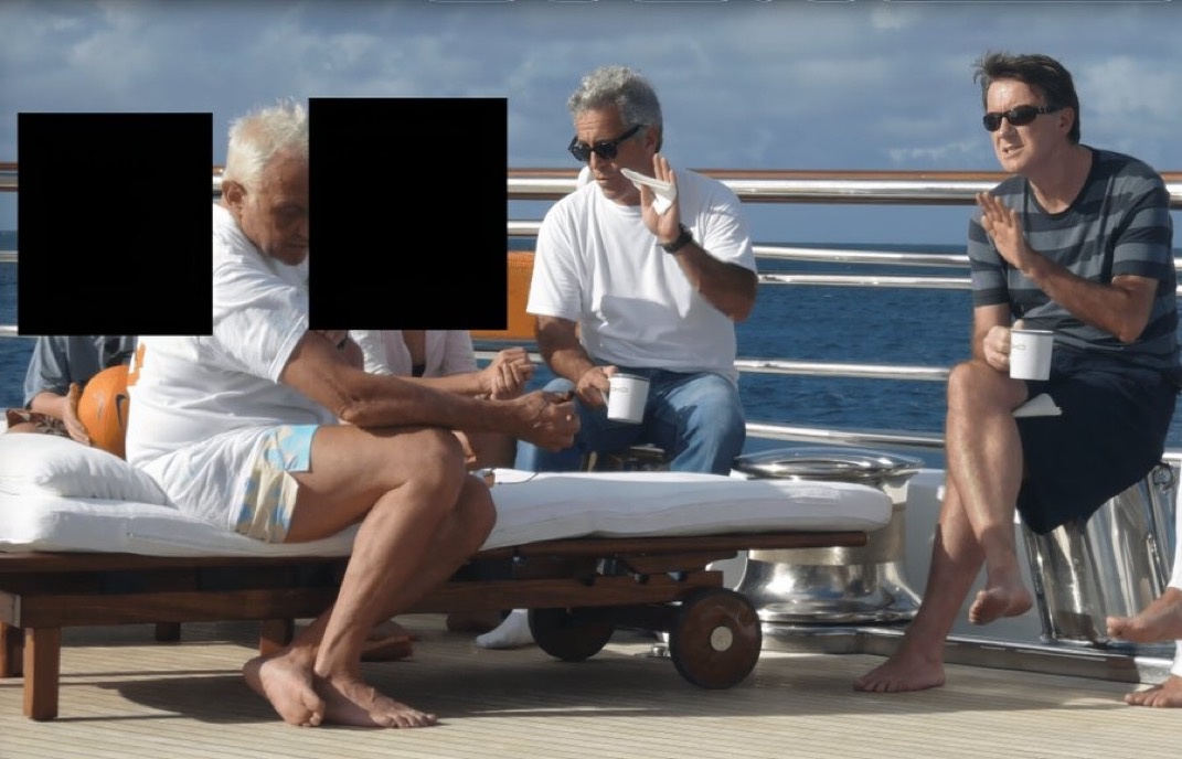 совладелец Victoria's secret, Эпштейн и Питер Мандельсон на яхте 