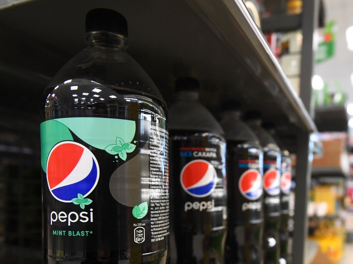   Бутылки с газированным напитком Pepsi© РИА Новости . Кирилл Каллиников