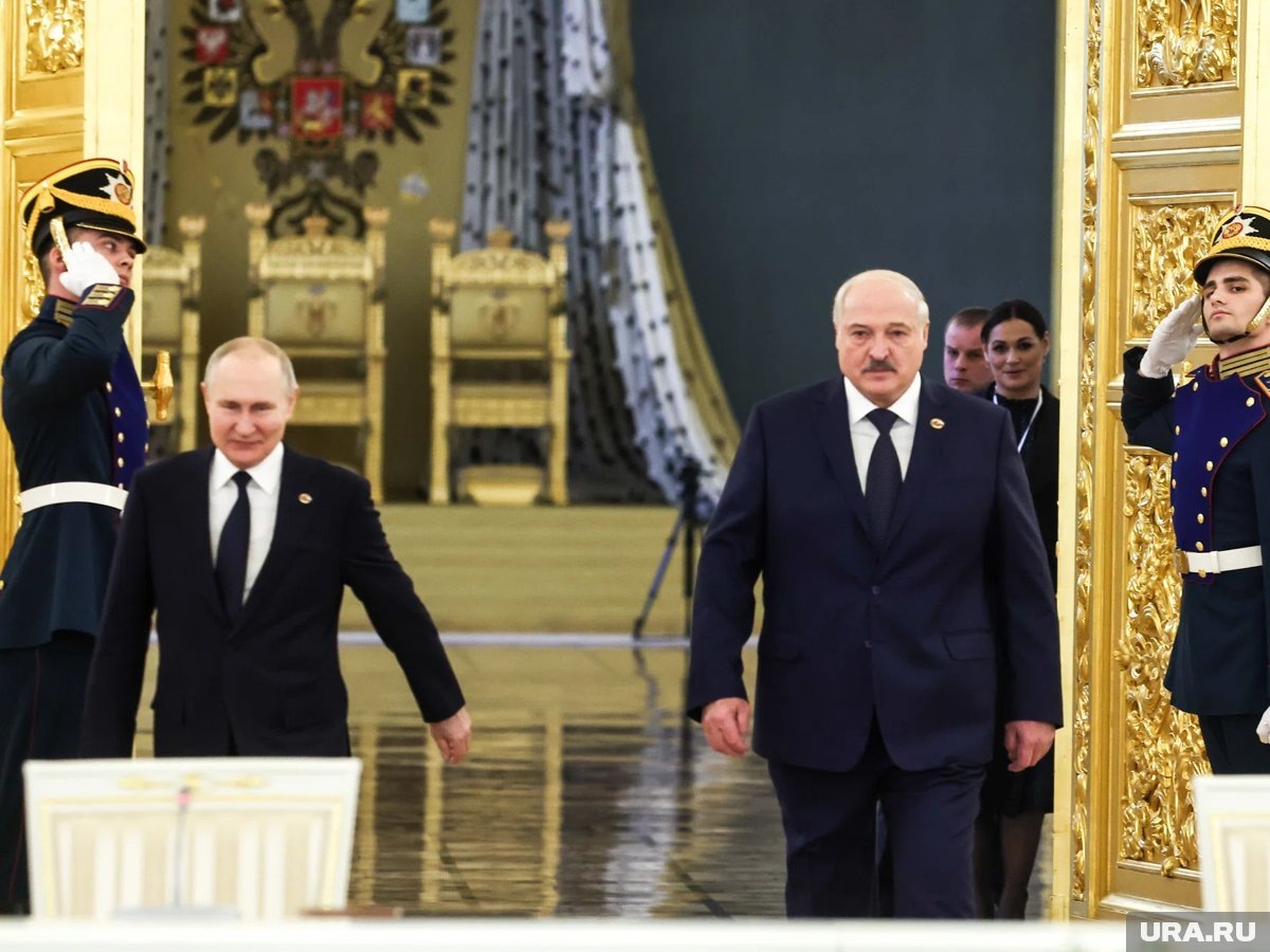     Президенты России и Белоруссии обсудили в Кремле дальнейшую интеграцию и безопасность двух стран