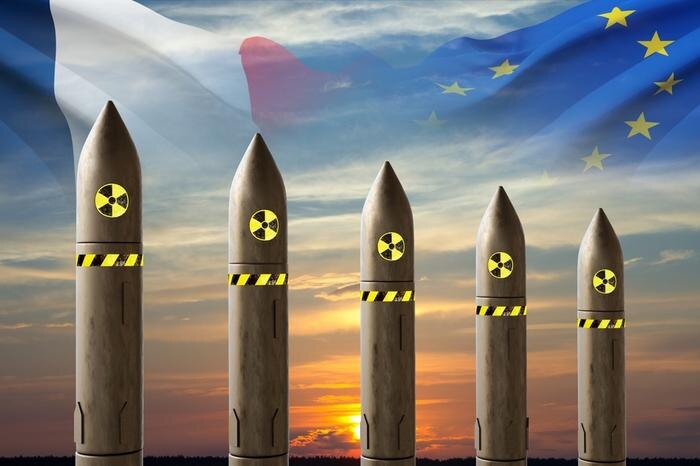 Обложка © Shutterstock / FOTODOM / e-crow