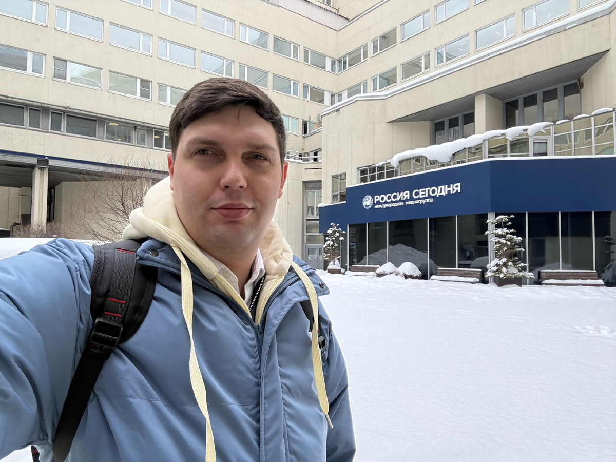 Блогер Егор Бабич посетил пресцентр российской медиагруппы "Россия Сегодня" для участия в Форуме FINCORE2026